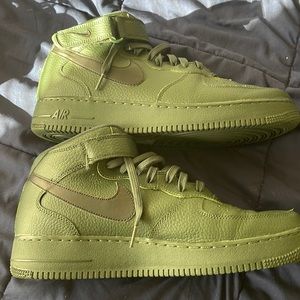 Nike Airforce1 Grove Green Mids!